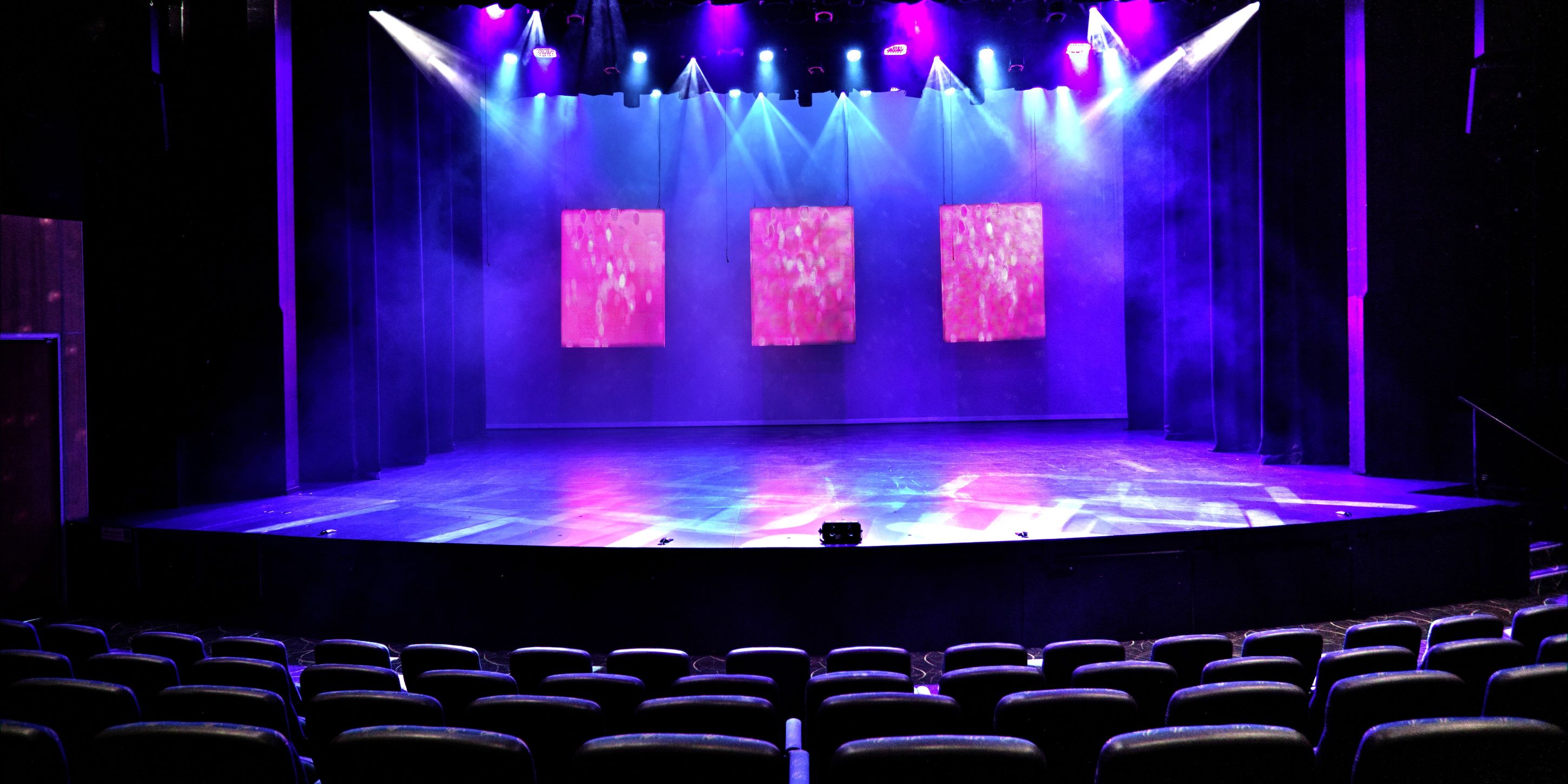 Yan-Yean-Theatre.jpg